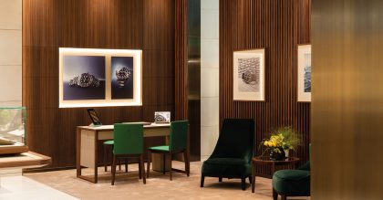 The David M Robinson Canary Wharf showroom offers expert guidance through the Rolex collections and Rolex servicing