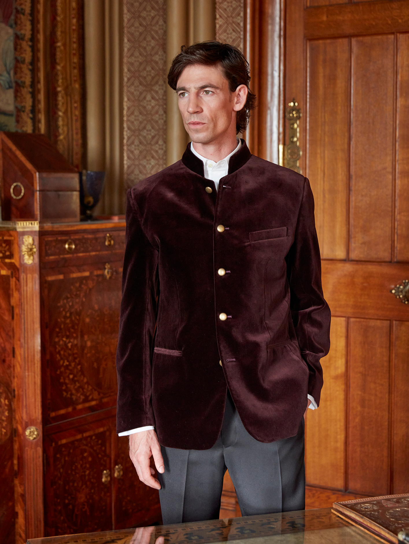 The claret velvet cotton Artist jacket from Favourbrook's autumn 2024 collection